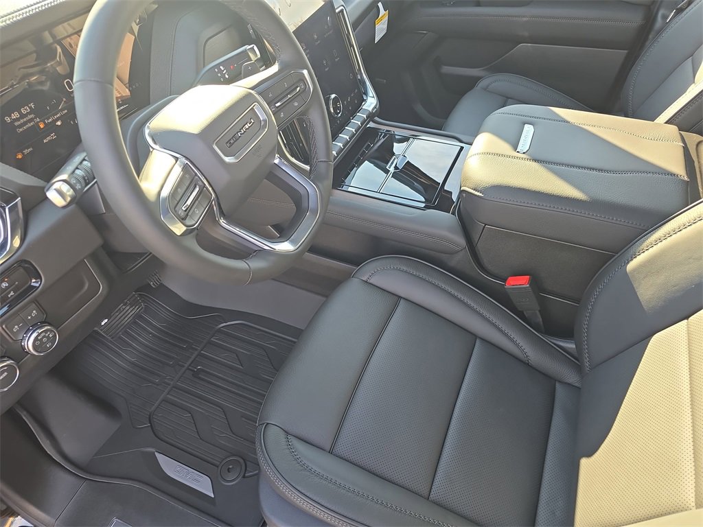 New 2026 GMC Yukon Denali w/ Sun & Power Step Package image 17