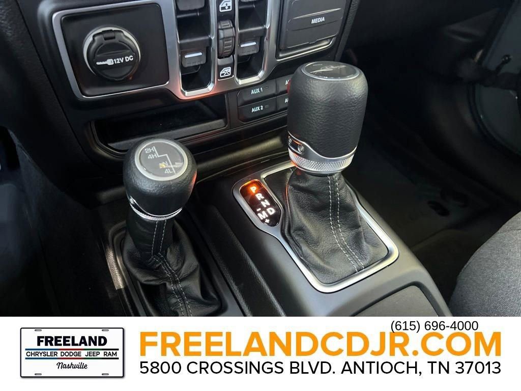 New 2025 Jeep Gladiator Sport AWD/4WD image 13