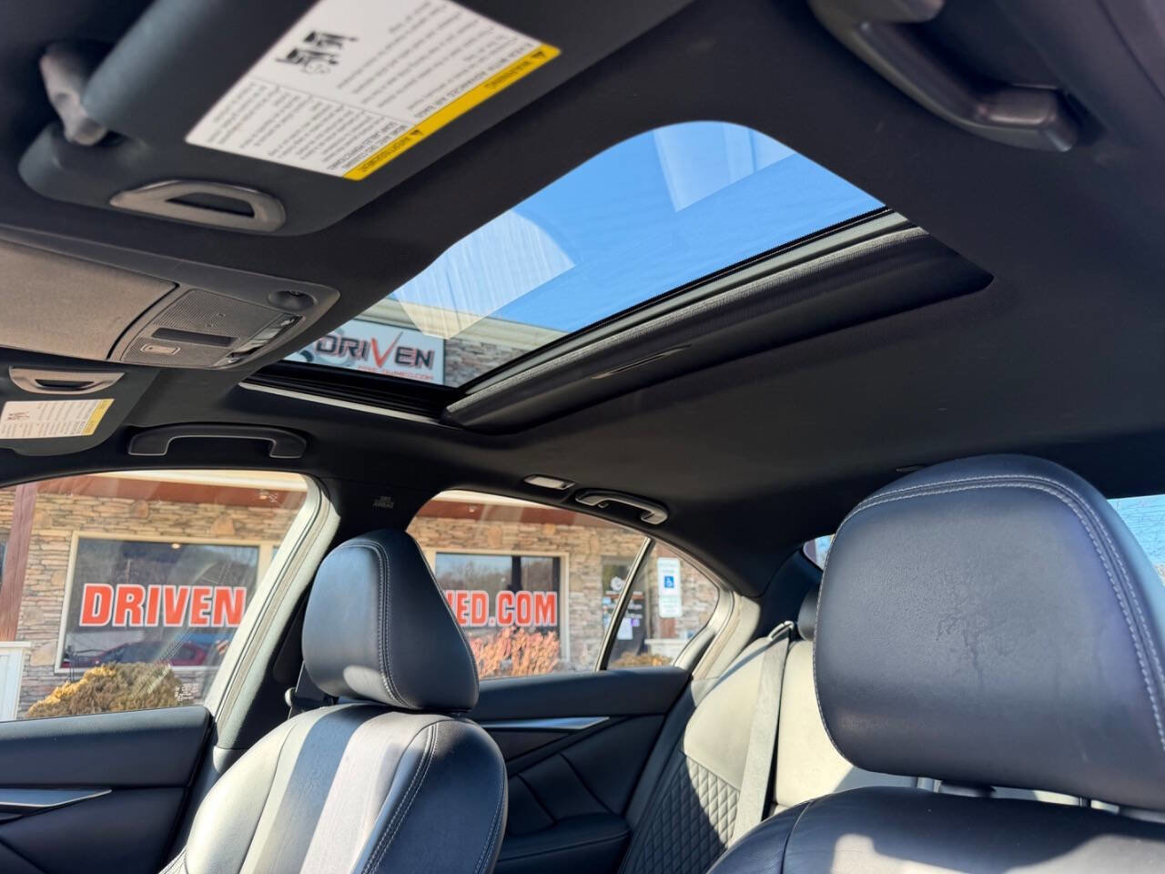 Used 2017 INFINITI Q50 Red Sport 400 image 13