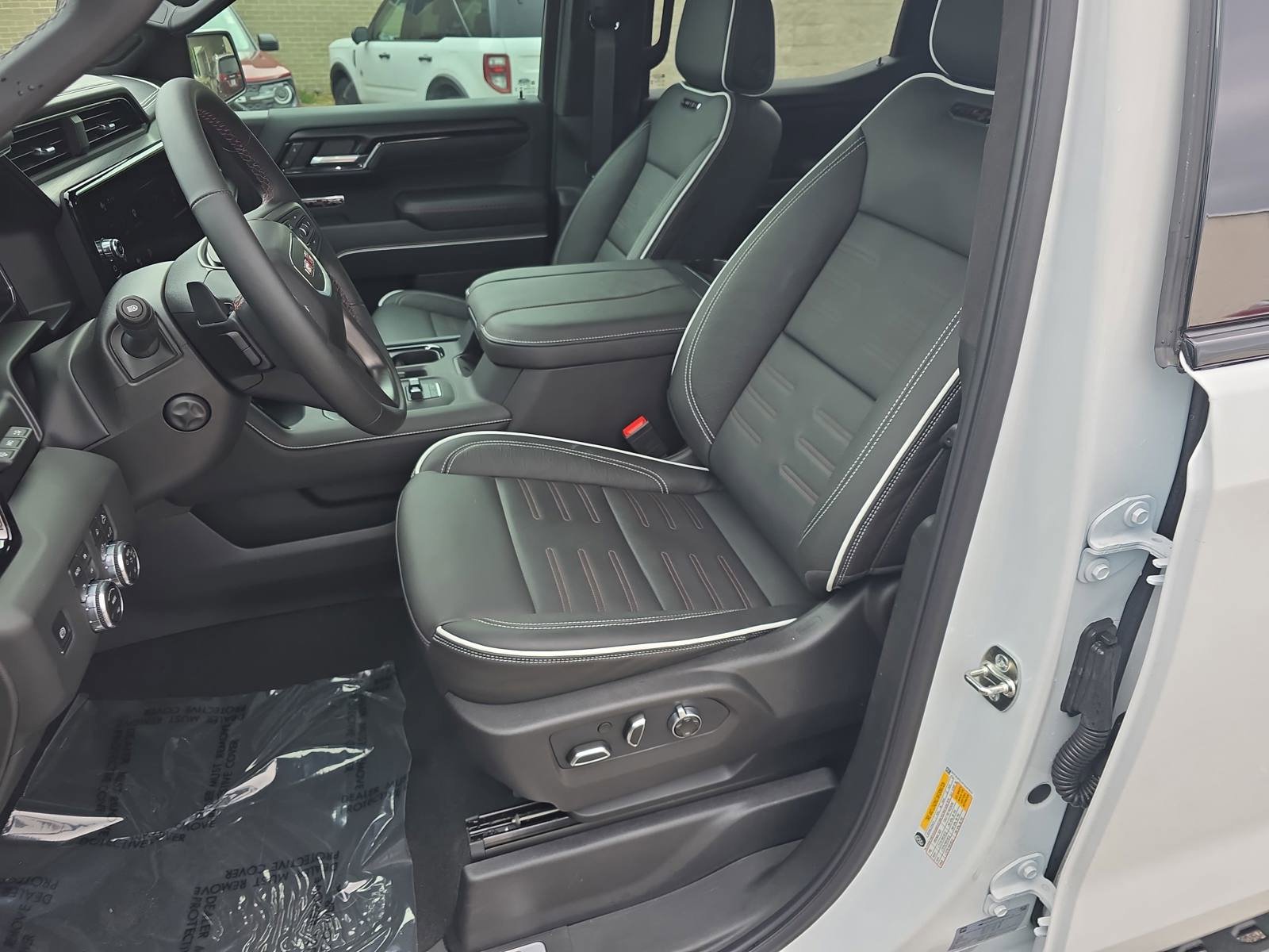 Used 2026 GMC Sierra 1500 AT4X AWD/4WD image 17