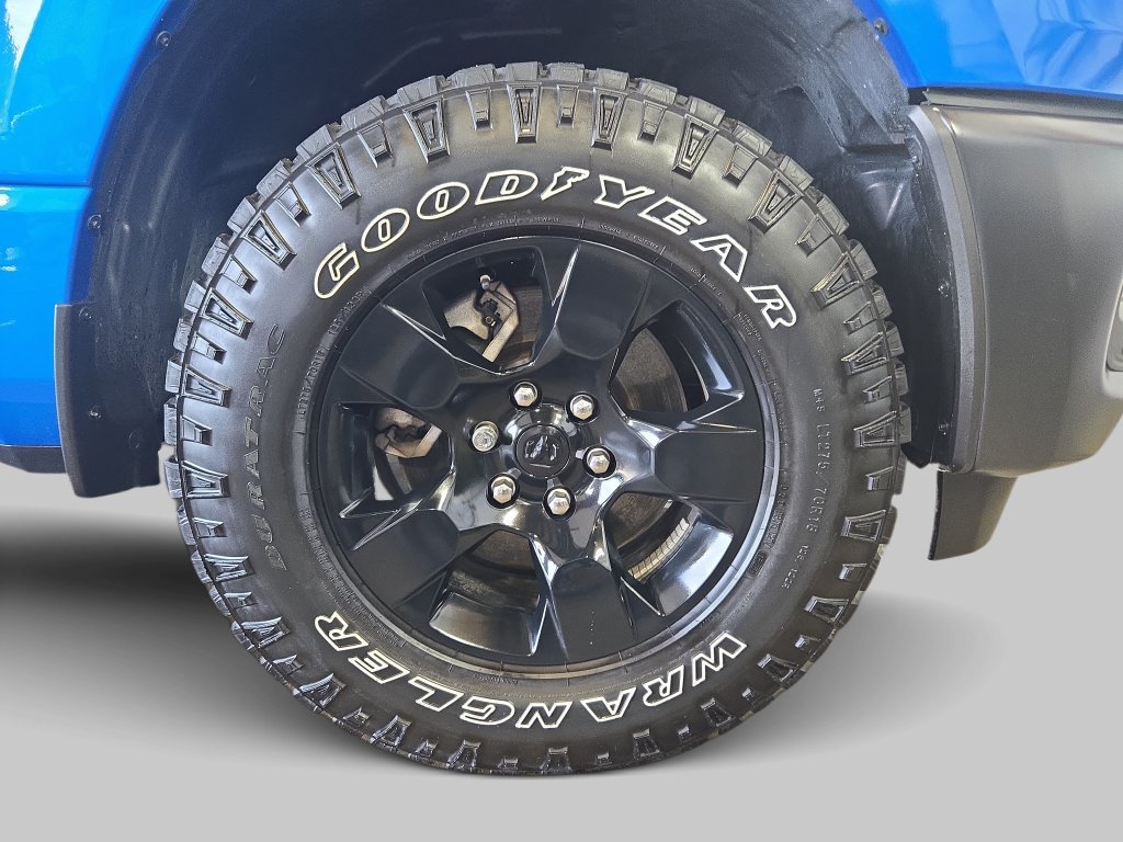 Used 2025 RAM 1500 Warlock AWD/4WD image 36