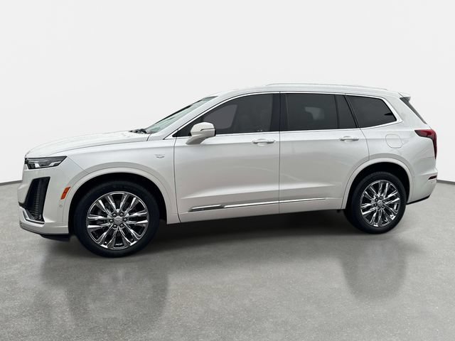 Used 2022 Cadillac XT6 Premium Luxury w/ Technology Package AWD/4WD image 2