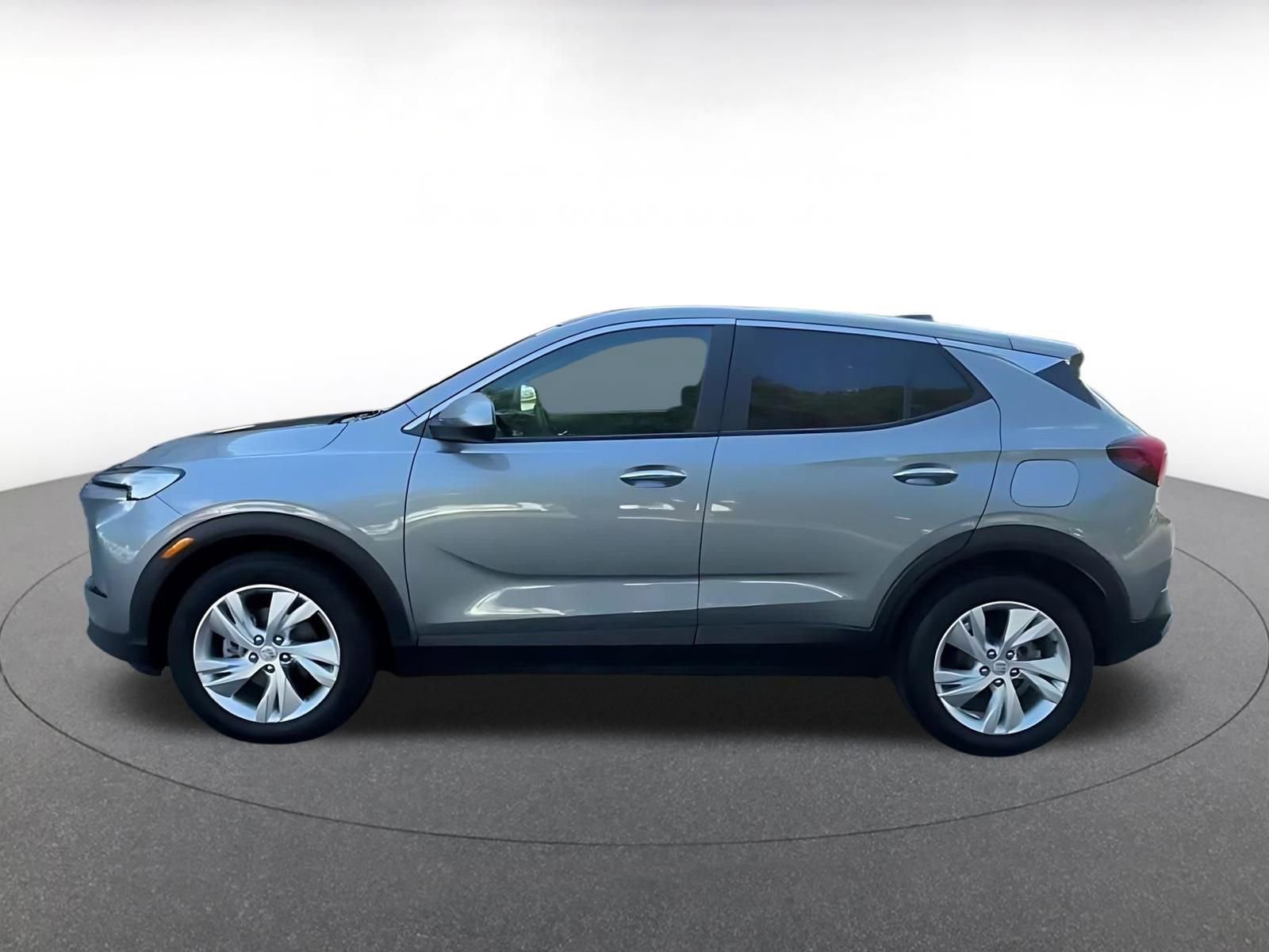 Used 2025 Buick Encore GX Preferred FWD image 8