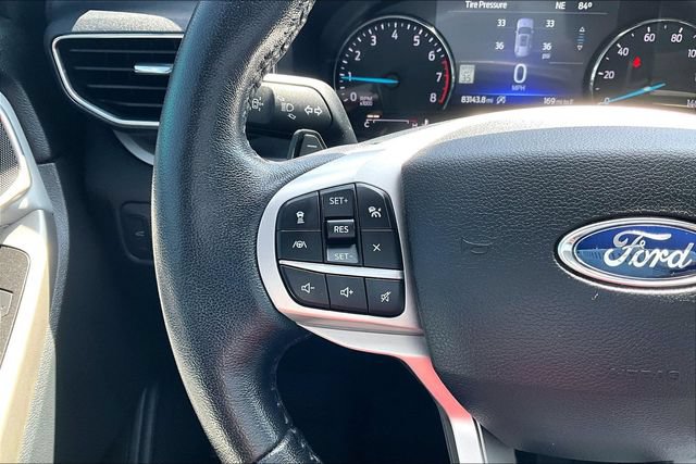 Used 2021 Ford Explorer XLT w/ Equipment Group 202A AWD/4WD image 18