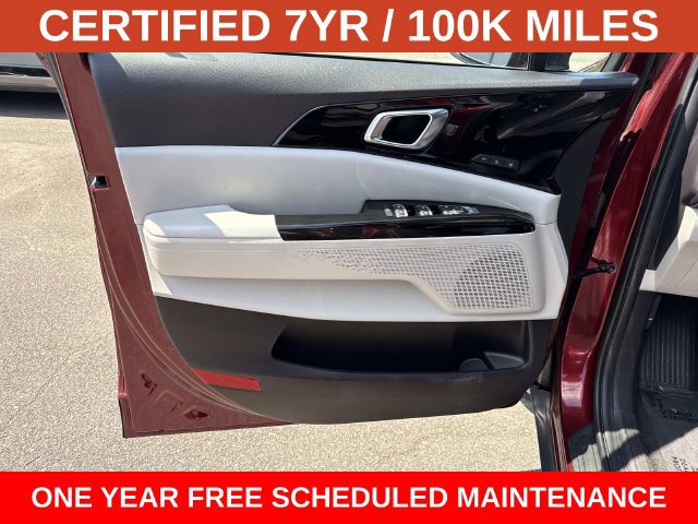 Used 2023 Kia Carnival SX FWD image 13