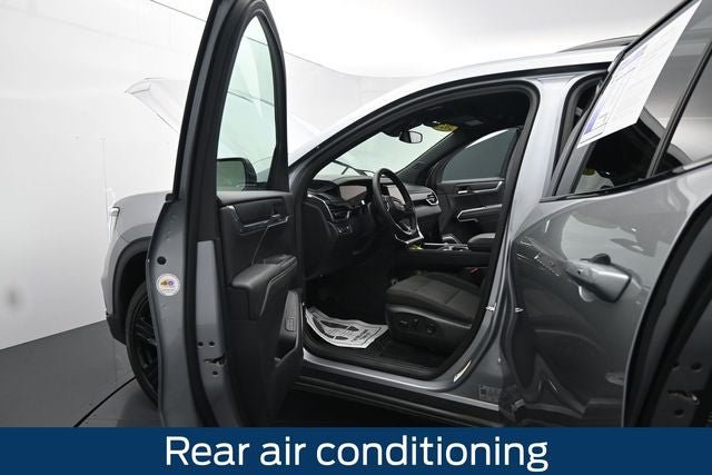 Used 2025 GMC Acadia Elevation w/ Black Edition AWD/4WD image 18