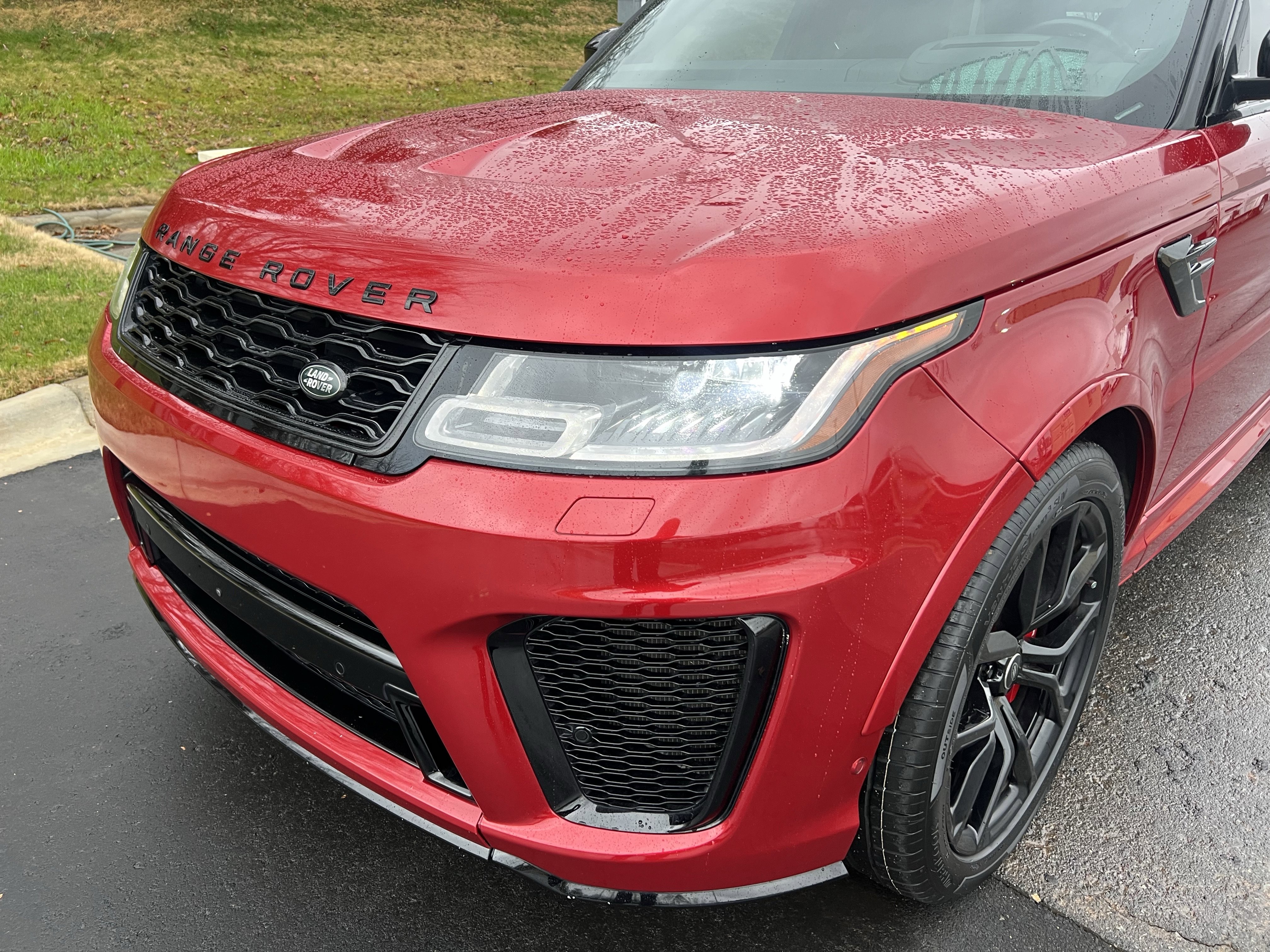 Used 2020 Land Rover Range Rover Sport SVR image 11