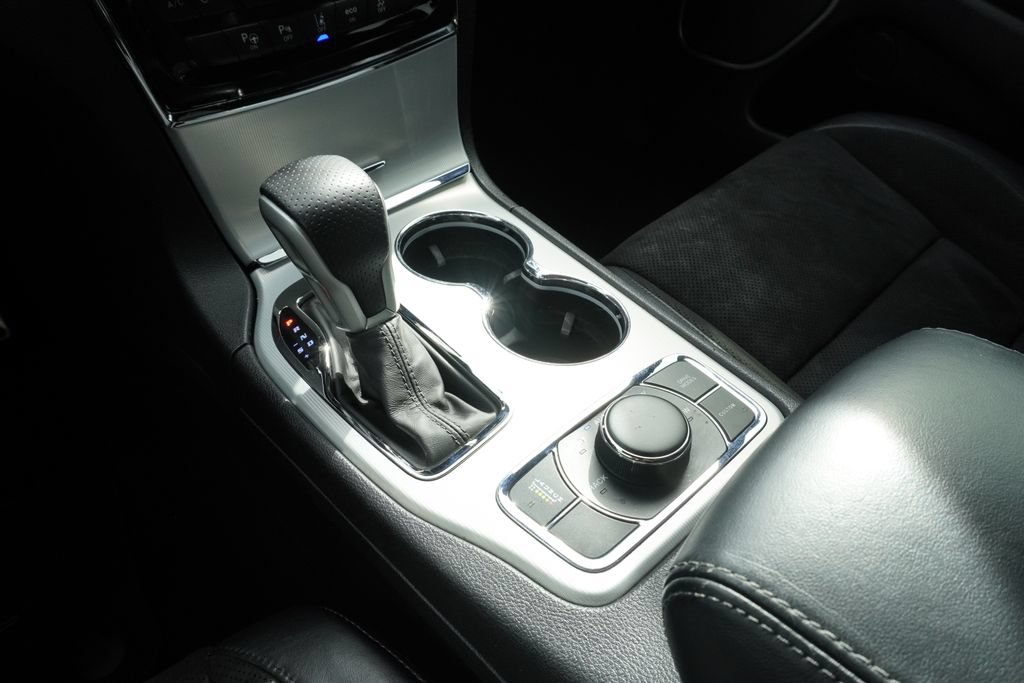 Used 2019 Jeep Grand Cherokee SRT AWD/4WD image 14