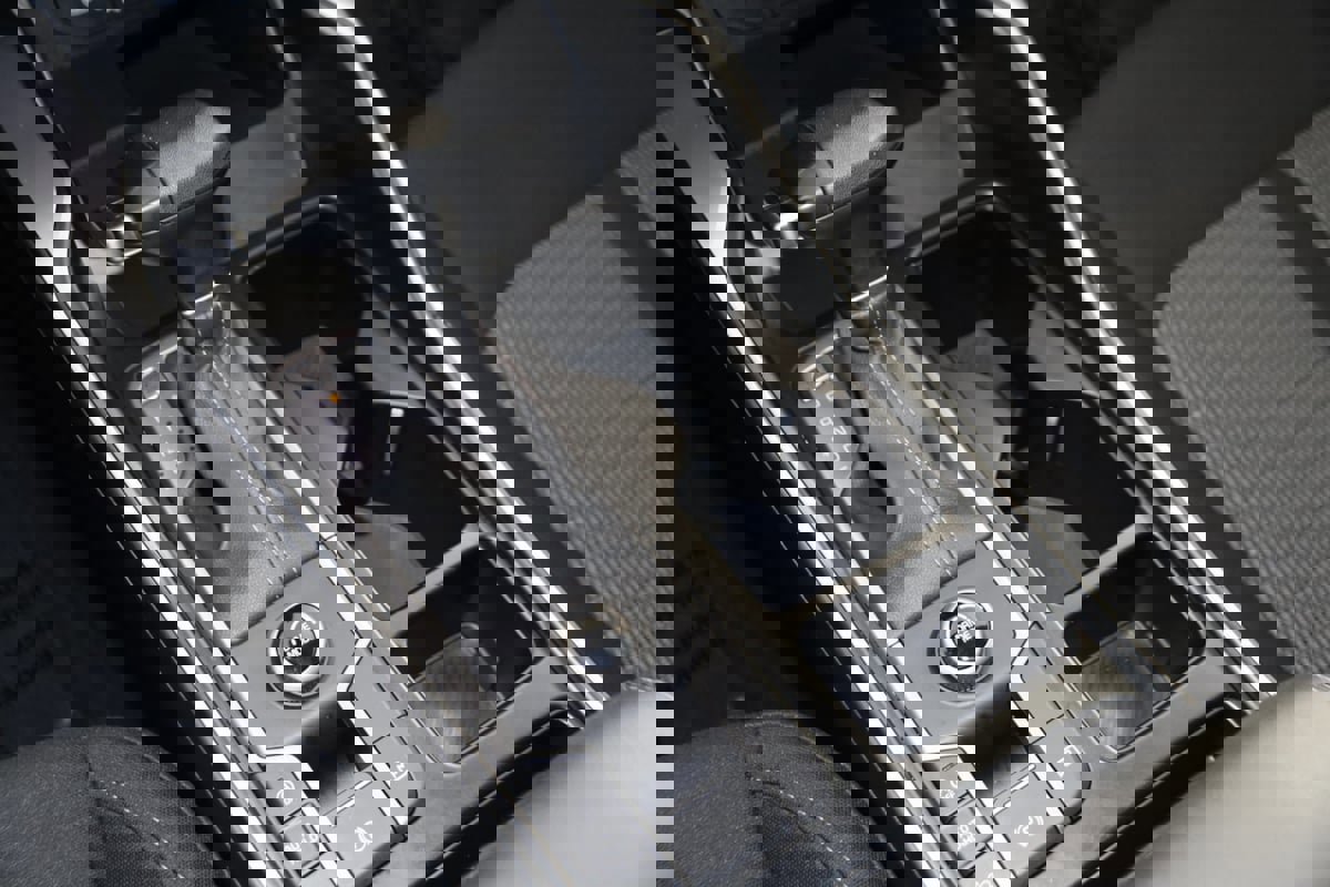 Used 2025 Kia Sorento LX image 26