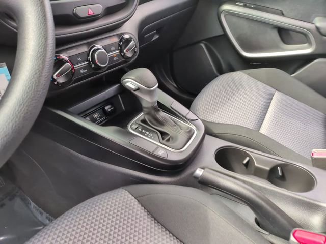 Used 2025 Kia Soul LX image 28