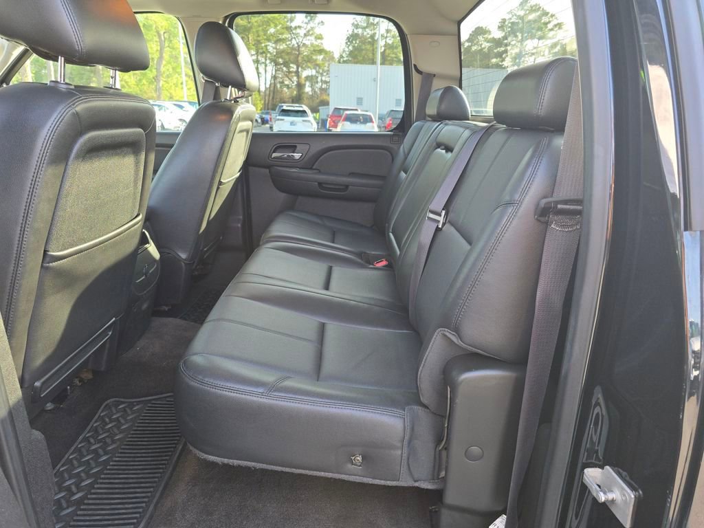 Used 2013 Chevrolet Silverado 1500 LTZ image 25