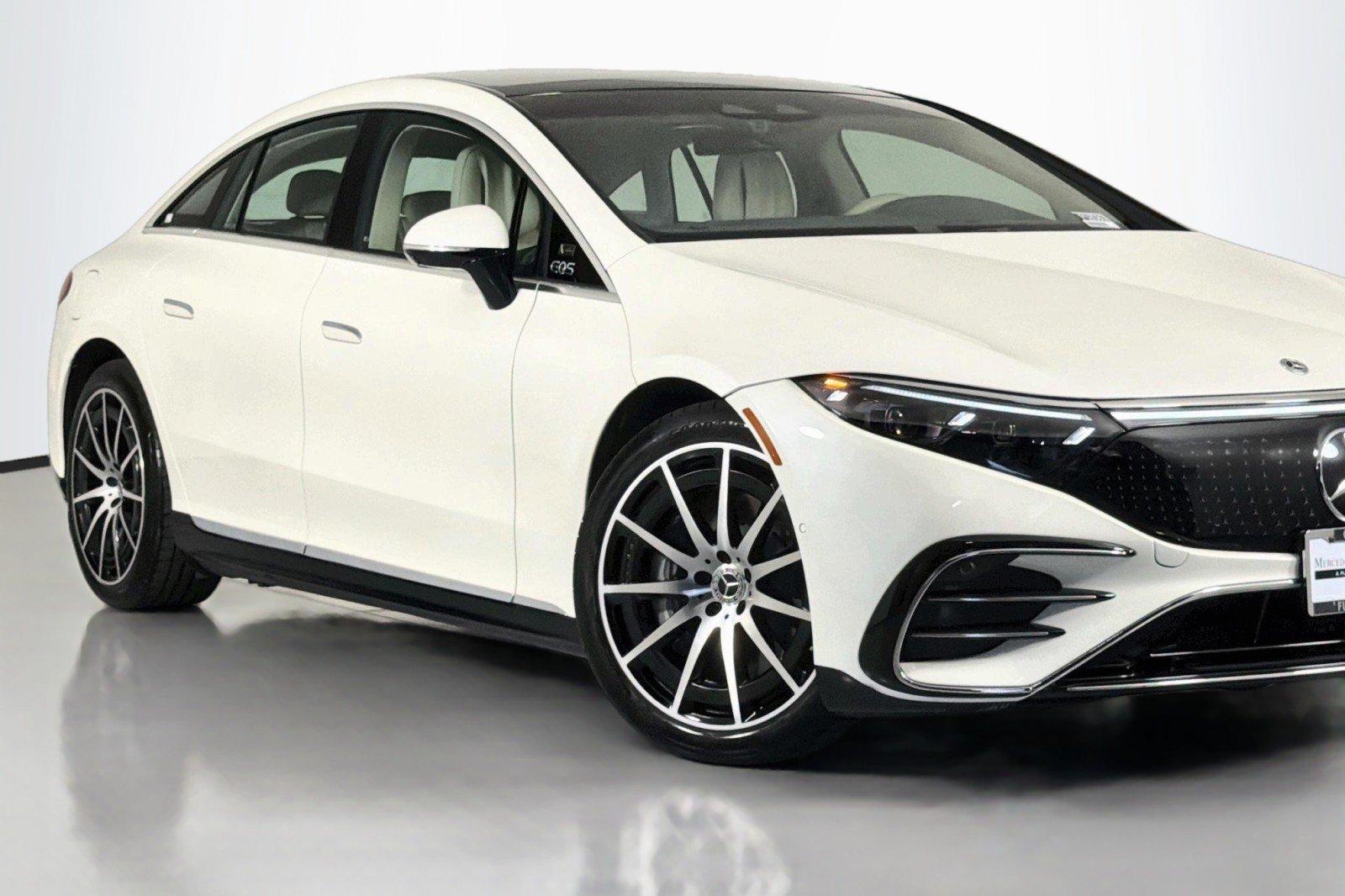 Certified 2023 Mercedes-Benz EQS 580 4MATIC Sedan image 13