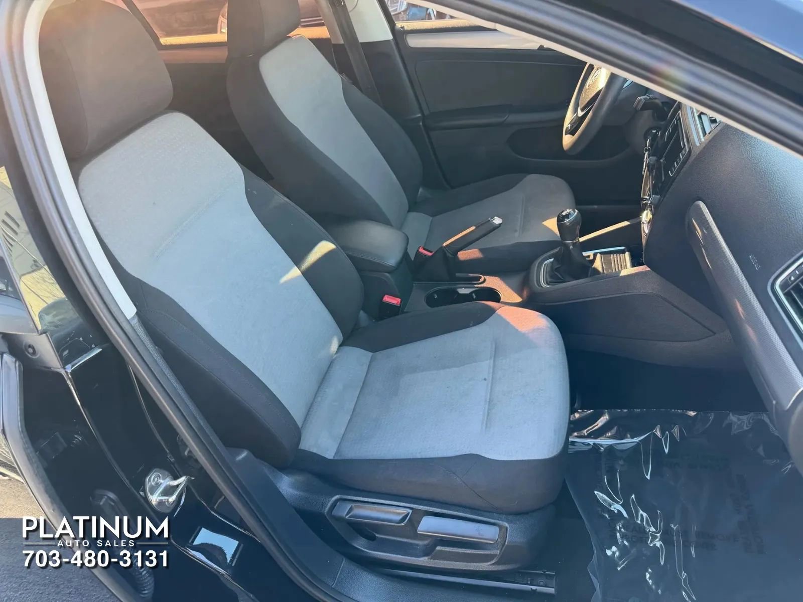 Used 2018 Volkswagen Jetta S w/ Cold Weather Package image 16