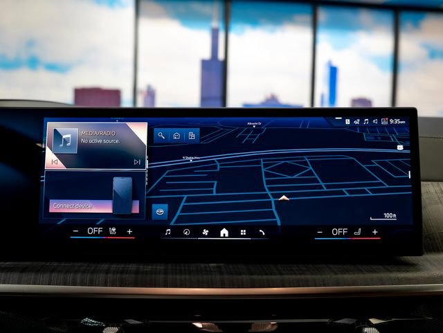 New 2026 BMW ALPINA XB7 AWD/4WD image 18