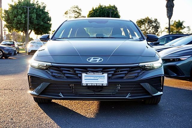 New 2026 Hyundai Elantra Sport FWD image 5