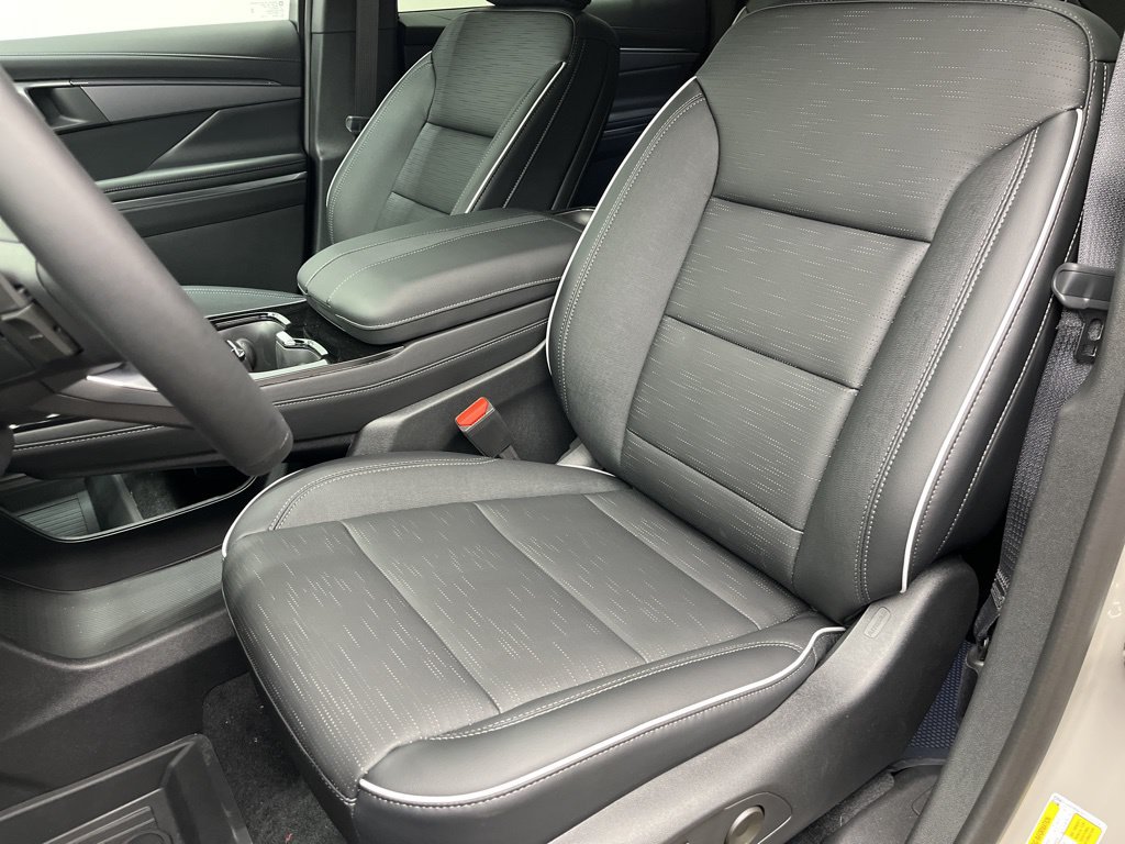 New 2026 Buick Enclave Sport Touring w/ Power Package FWD image 9