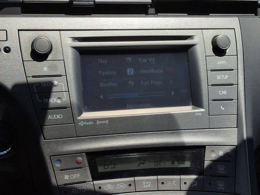 Used 2015 Toyota Prius Three FWD image 14