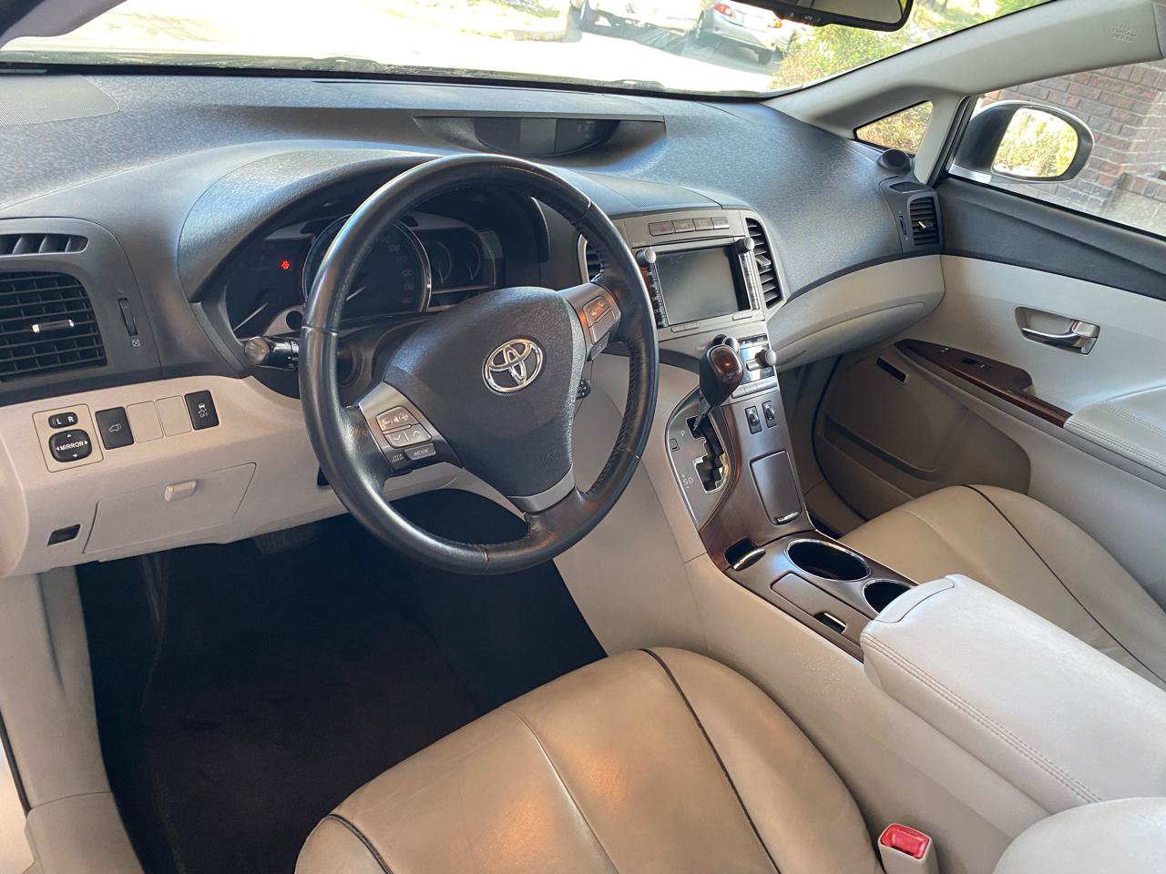 Used 2009 Toyota Venza AWD image 10