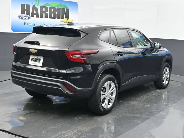 Used 2024 Chevrolet Trax LS FWD image 5