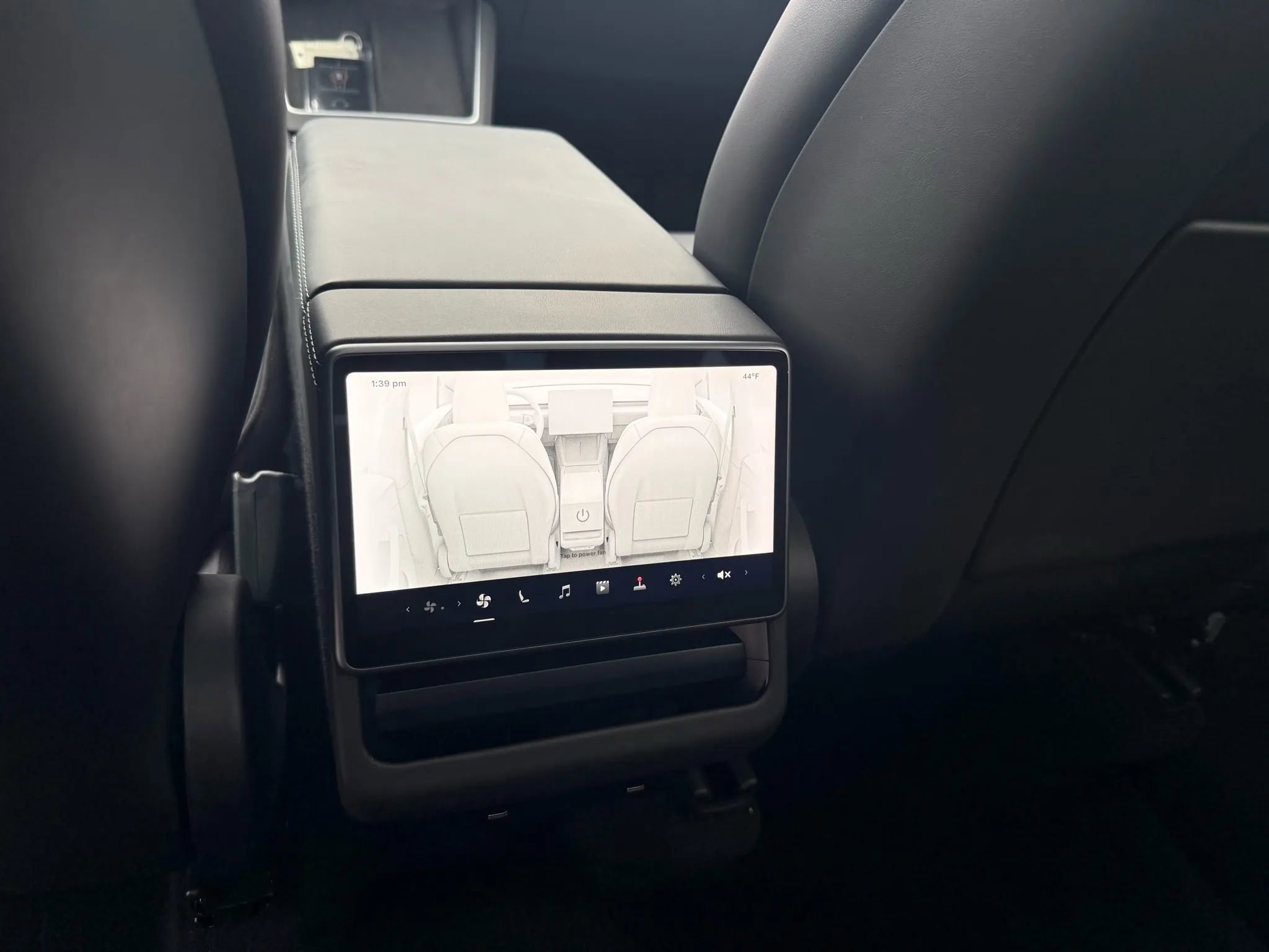 Used 2026 Tesla Model Y Long Range image 11