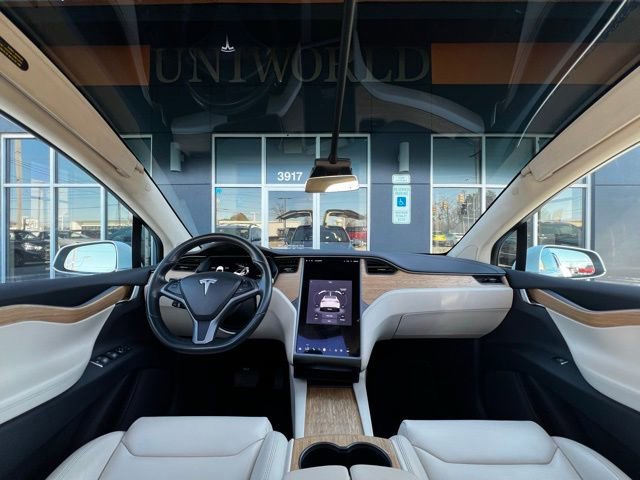 Used 2018 Tesla Model X 100D image 25