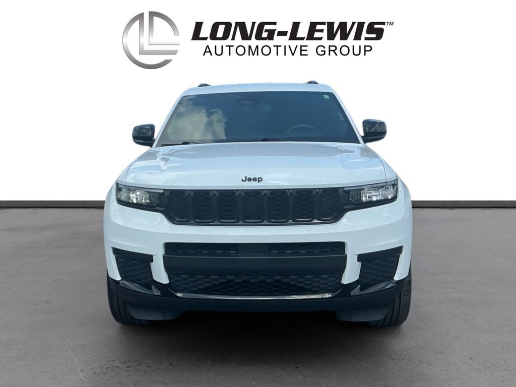 Used 2023 Jeep Grand Cherokee L Laredo AWD/4WD image 11