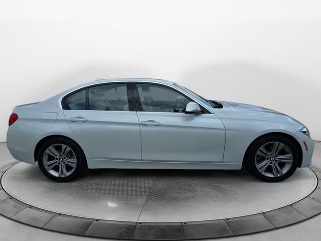 Used 2016 BMW 328i xDrive Sedan AWD/4WD image 6