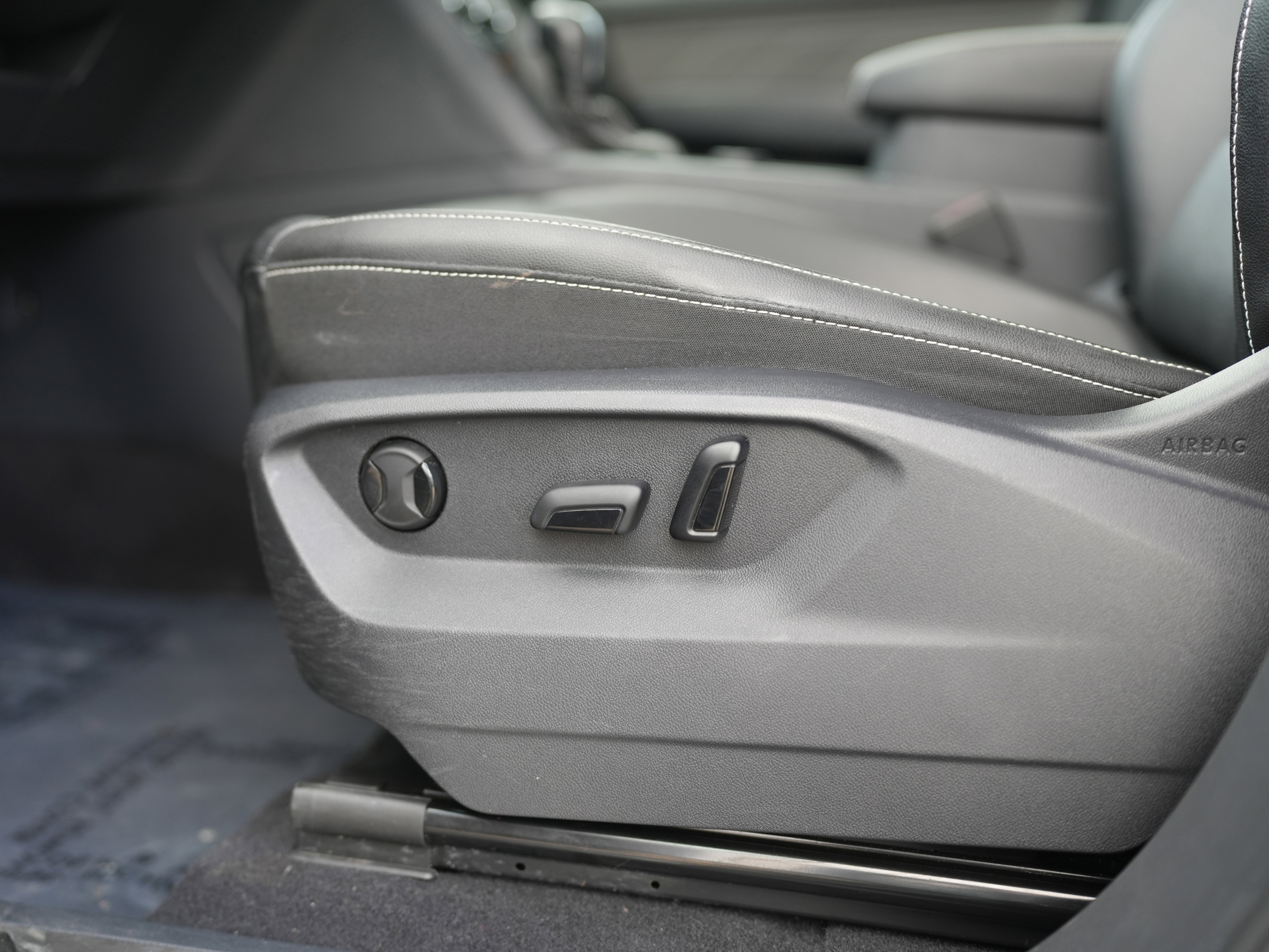 Certified 2023 Volkswagen Atlas SE w/ Panoramic Sunroof Package image 28