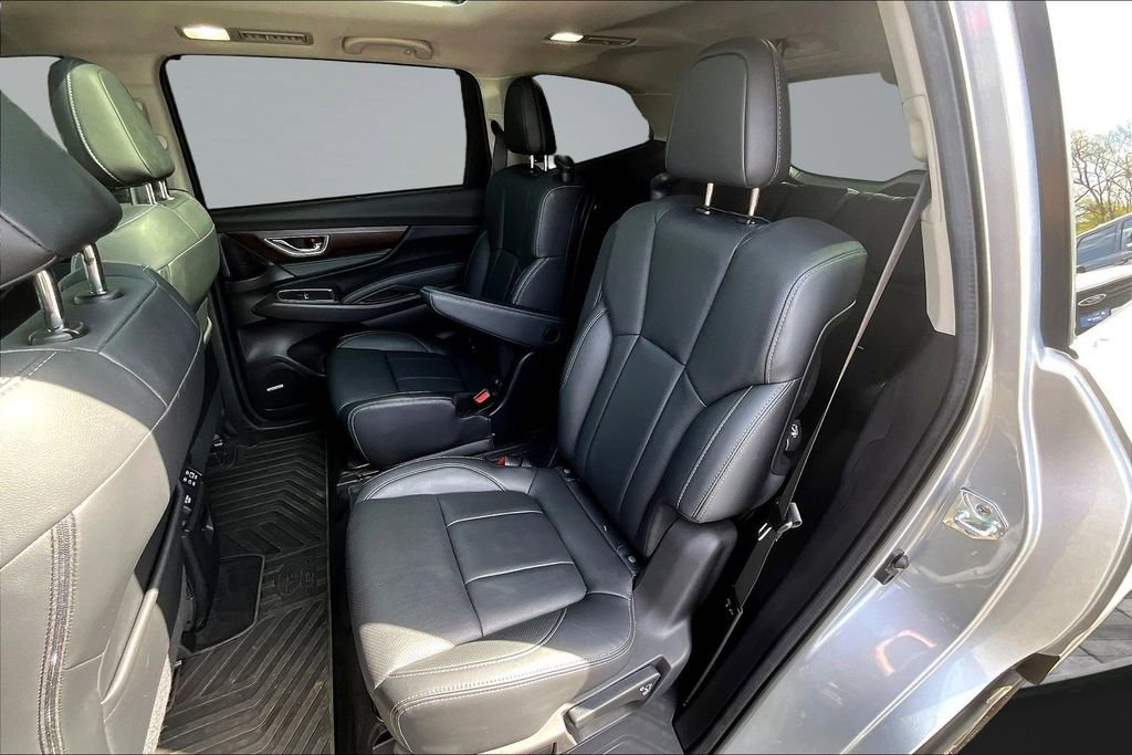 Used 2023 Subaru Ascent Touring AWD/4WD image 24