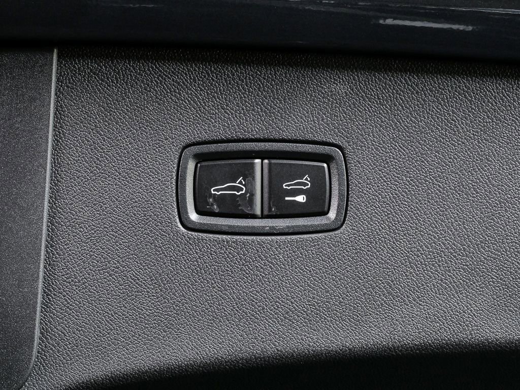 New 2026 Porsche Cayenne GTS image 35