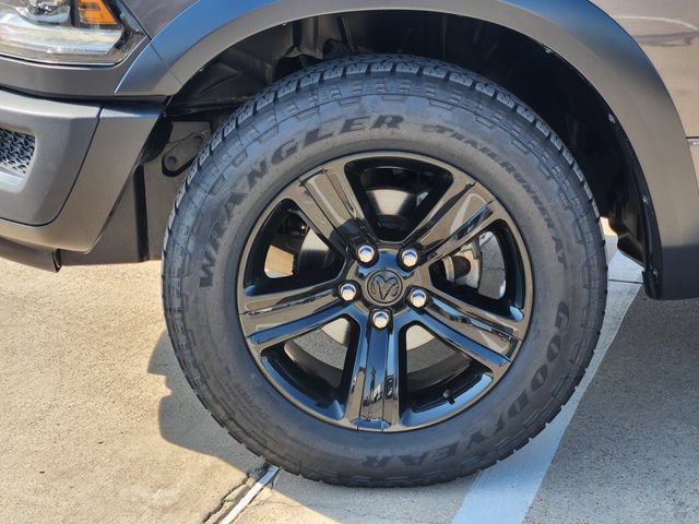 Used 2024 RAM 1500 Warlock RWD image 17