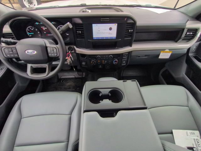 New 2026 Ford F250 XL w/ XL Chrome Package image 15