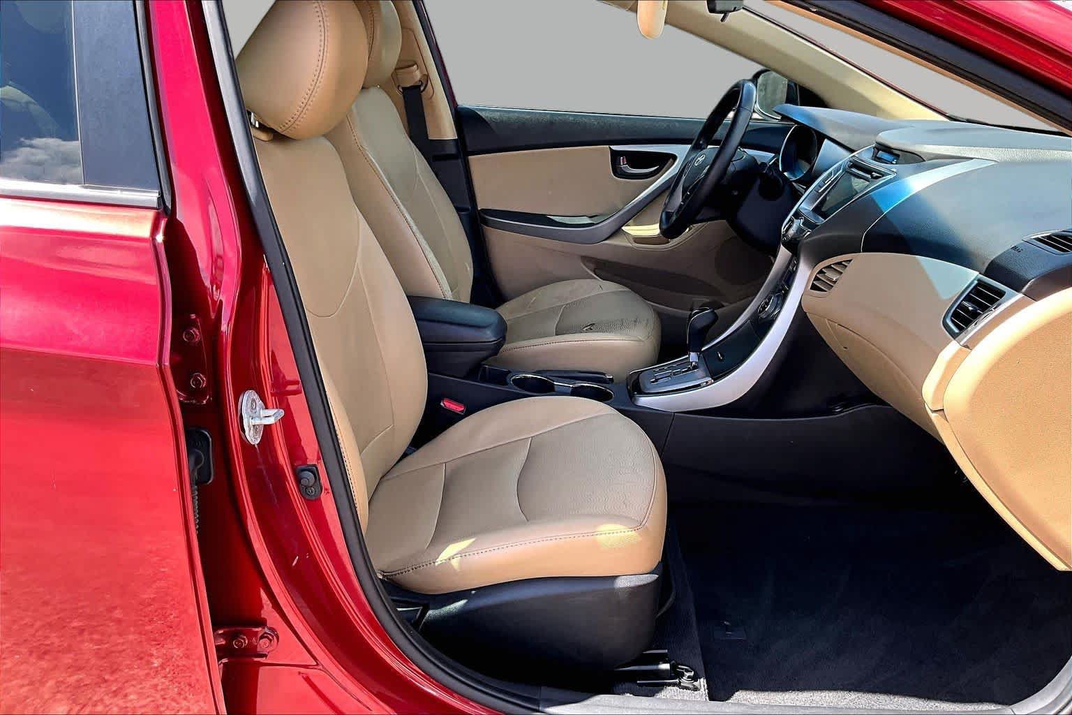 Used 2013 Hyundai Elantra Limited w/ Technology Pkg FWD image 11