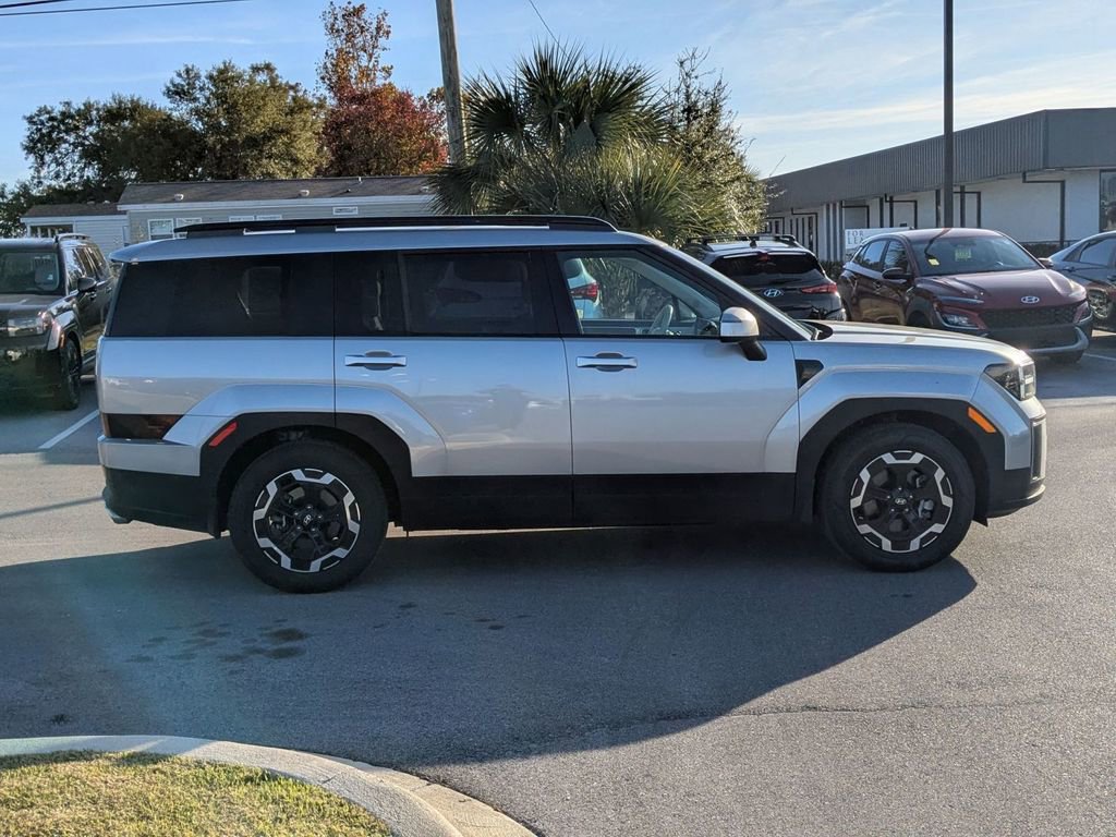 Certified 2025 Hyundai Santa Fe SEL image 4