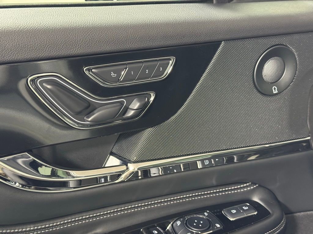 New 2025 Lincoln Corsair Grand Touring w/ Equipment Group 302A image 16