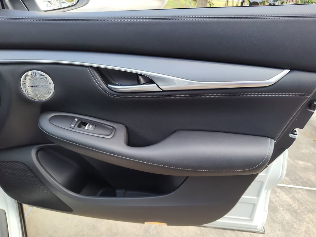 Used 2025 INFINITI QX55 Essential w/ Cargo Package image 33