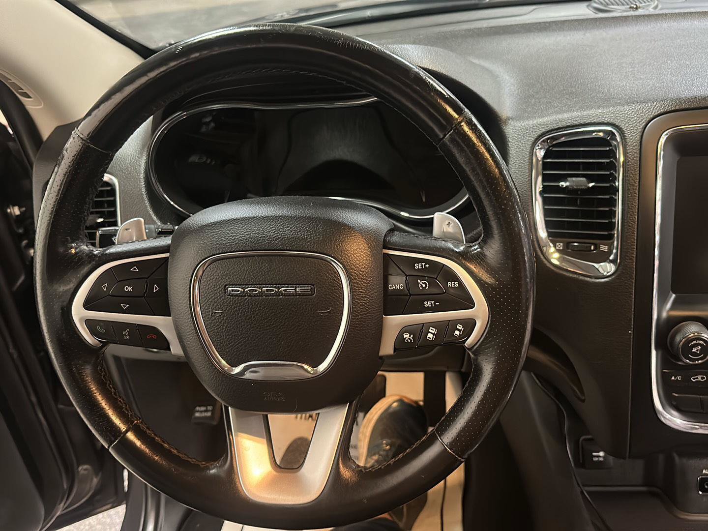 Used 2014 Dodge Durango Citadel w/ Technology Group AWD/4WD image 18