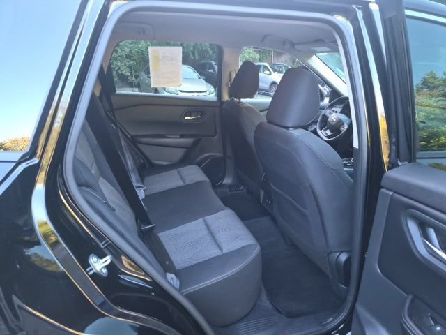 Used 2026 Nissan Rogue SV AWD/4WD image 13