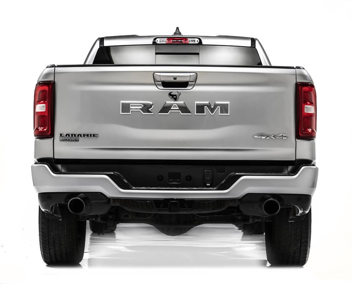 Used 2025 RAM 1500 Laramie w/ Laramie Southwest Edition image 7