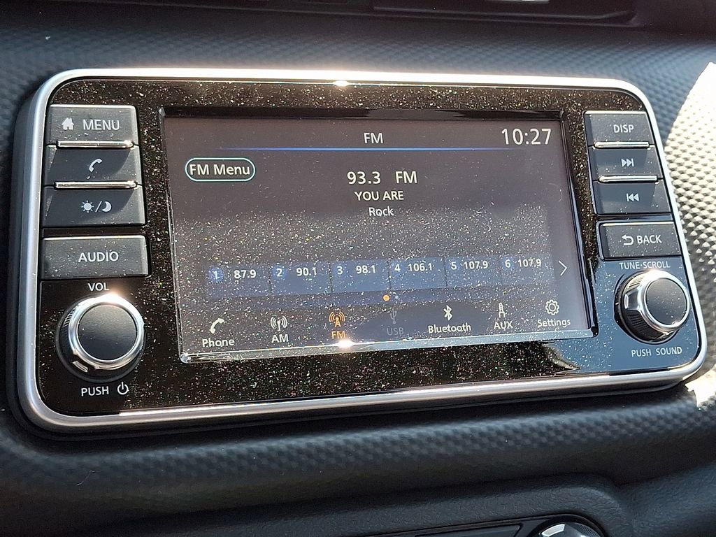 Used 2025 Nissan Kicks Play S image 17