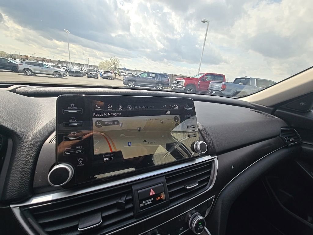 Used 2019 Honda Accord Touring image 19
