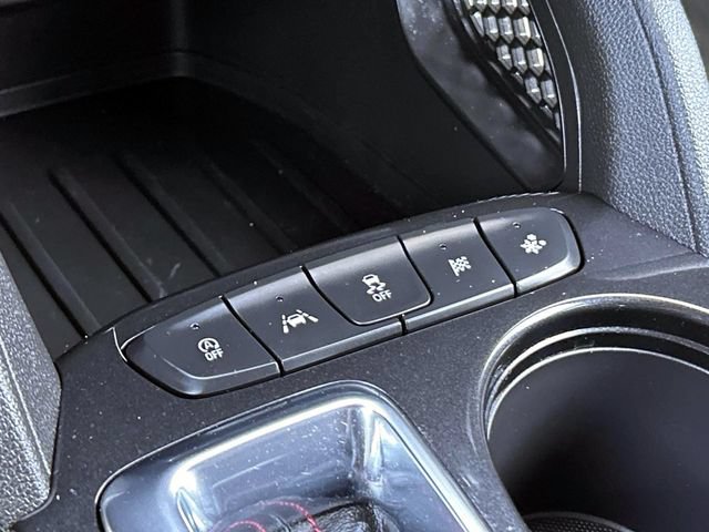 Used 2024 Chevrolet TrailBlazer RS FWD image 24