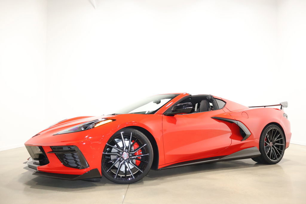 Used 2020 Chevrolet Corvette Stingray Premium Cpe w/ 3LT Preferred Equipment Group image 2