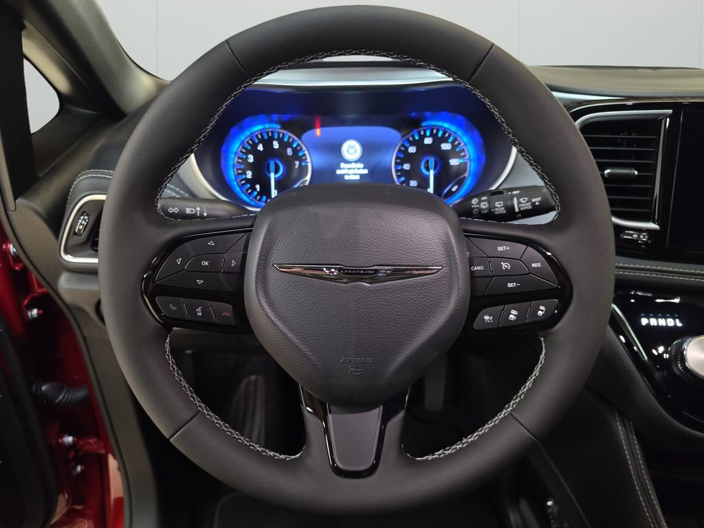New 2026 Chrysler Pacifica Limited image 20