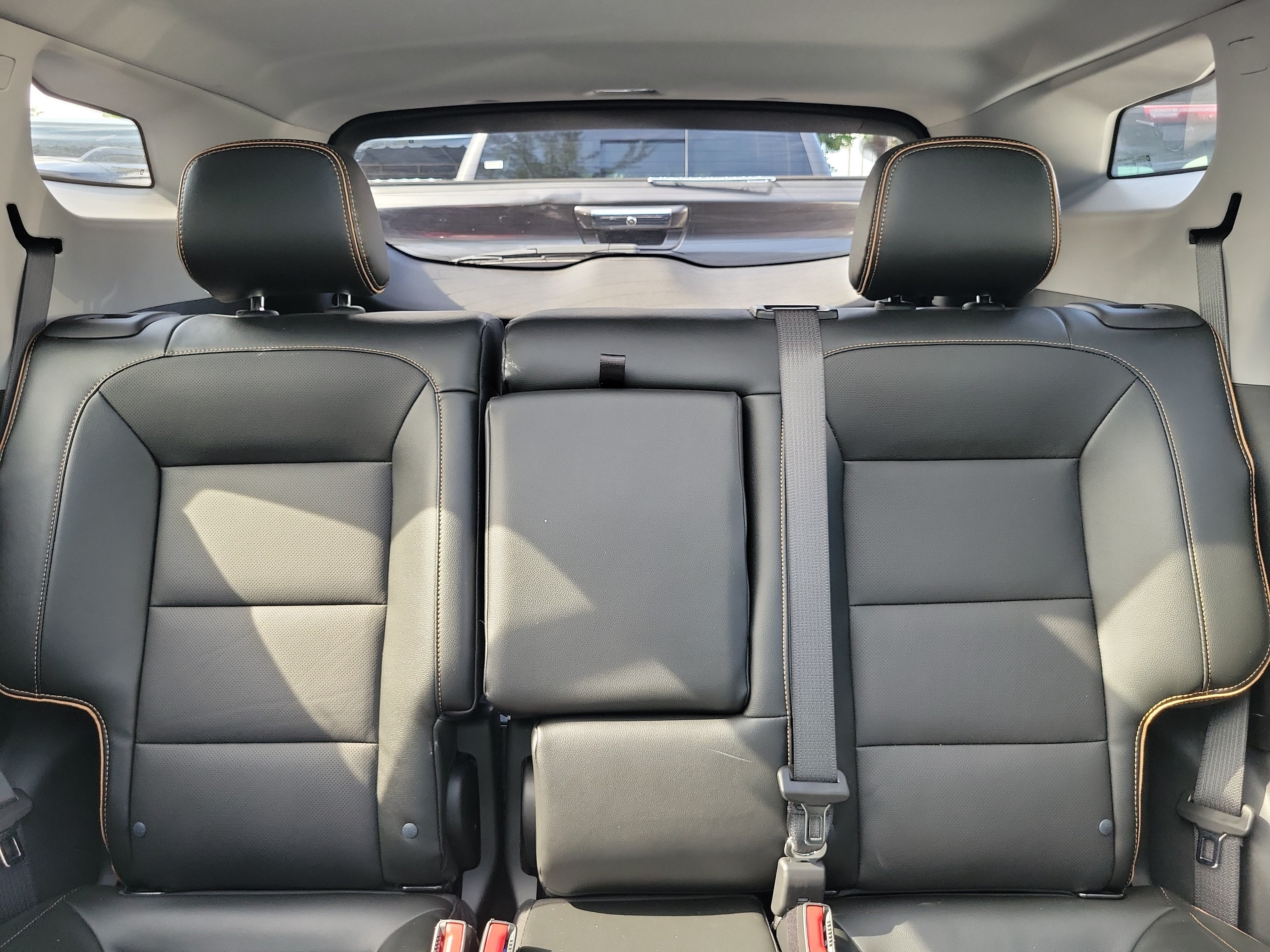 Used 2024 GMC Terrain AT4 w/ Tech Package AWD/4WD image 16