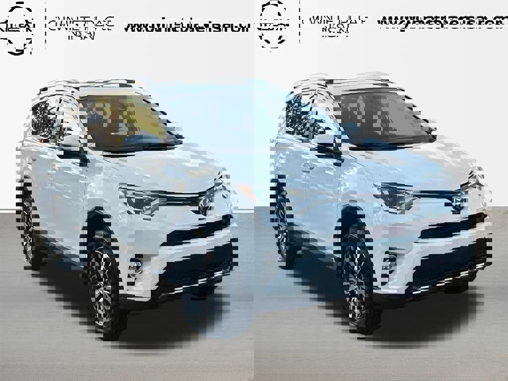 Used 2018 Toyota RAV4 XLE image 3