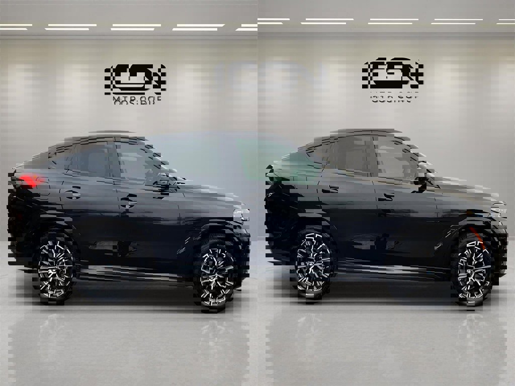 Used 2025 BMW X6 xDrive40i image 8