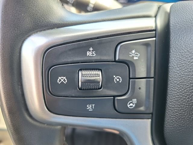 Used 2023 Chevrolet Tahoe Z71 w/ Luxury Package AWD/4WD image 22