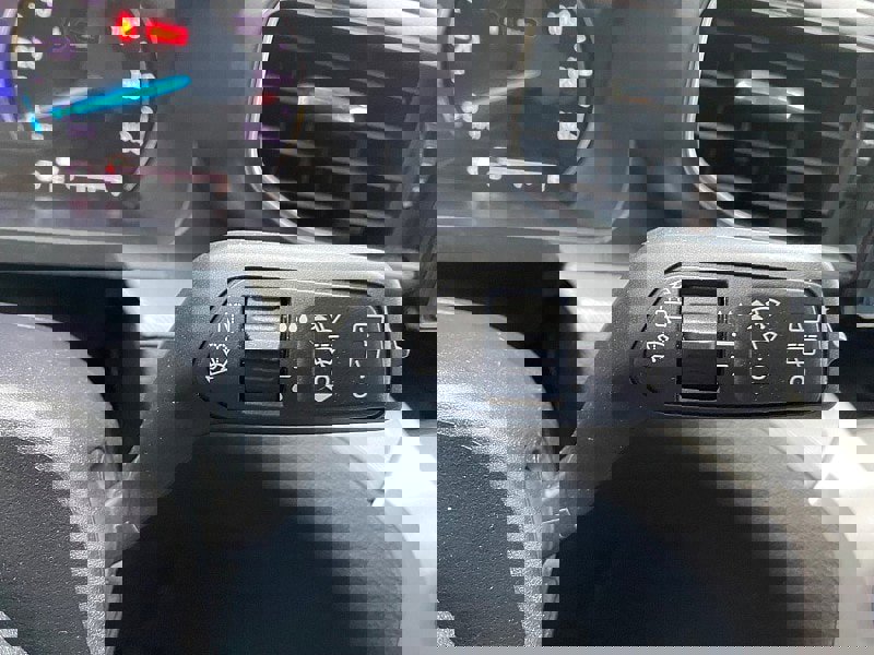 Certified 2022 Ford Explorer XLT w/ Equipment Group 202A image 21