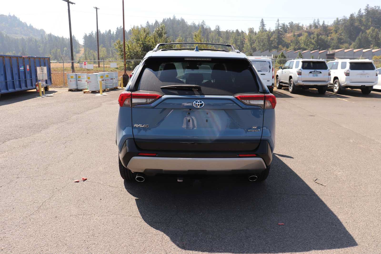 Used 2022 Toyota RAV4 SE w/ Convenience Package AWD/4WD image 6